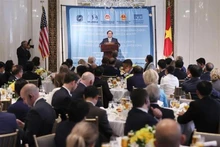 Le Premier ministre Pham Minh Chinh travaille avec la communauté des entreprises américaines. Photo : VNA