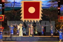 Le spectacle en l’honneur du 234e anniversaire de la victoire de Ngoc Hôi-Dông Da à Hô Chi Minh-Ville. Photo: VNA