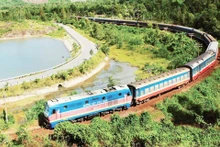 Le train de Thong Nhat. Photo: thoidai