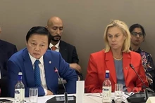 Le vice-Premier ministre vietnamien, Trân Hông Hà, lors du débat sur la mobilisation des ressources financières du secteur privé. Photo : VNA.
