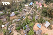 Le seul hameau des H'Mông indigo de Lào Cai. Photo : VOV.