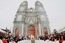 L’église de Trà Cô est ouverte au public . Photo: NDEL