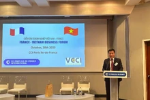 Lors du Forum d'affaires et de coopération entre les entreprises vietnamiennes et françaises. Photo: thoidai