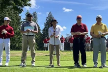Consuls généraux de pays membres de l'ASEAN au tournoi. Photo: VNA