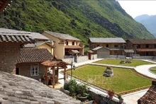 Un coin du village touristique culturel de la communauté ethnique Mong, situé dans le village de Pa Vi Ha, commune de Pa Vi, district de Meo Vac, province de Ha Giang. Photo : VNA