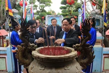 Lors de la « Fête de la pagode de Ba - Port de Nuoc Man ». Photo: NDEL