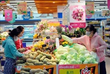 Dans un supermarché. Photo : VNA.
