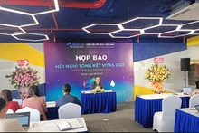 Le président de Vitas, Vu Duc Giang, lors de la conférence de presse. Photo : NDEL