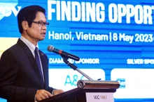 Vu Tiên Lôc, président du Centre d’arbitrage international du Vietnam, prend la parole. Photo: VOV