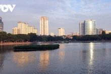 Selon les prévisions du FMI, le taux de croissance économique du Vietnam devrait atteindre près de 6 % en 2024. Photo: VOV