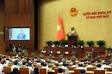 Le président de l'Assemblée nationale Tran Thanh Man préside l'activité de questions-réponses. Photo : VNA.