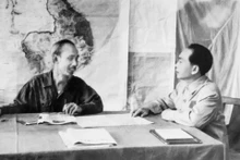 Le Président Hô Chi Minh (à gauche) et le général Vo Nguyên Giap. Photo d’archives