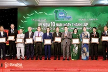 L'Union des organisations d'amitié de Dong Nai a établi des liens avec 60 organisations non gouvernementales étrangères (ONG) ainsi que des entreprises à capitaux étrangers (IDE) et des associations étrangères. Photo: thoidai