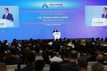 Le Premier ministre Pham Minh Chinh s'exprime lors du forum. Photo: VNA