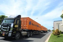 Des conteneurs de Hoa Phat seront livrés à la société Hapag-Lloyd. Photo : VNA.