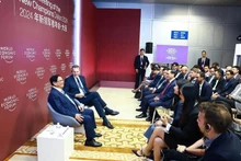 Le Premier ministre Pham Minh Chinh a participé le 25 juin à un échange de vue ayant pour thème "Promouvoir la croissance économique basée sur l'innovation dans les pays en développement". Photo : VNA.
