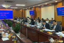Lors de la conférence pour faire le bilan de ses activités de 2024 et définir ses orientations pour 2025 du Département du marché Asie-Afrique du ministère de l'Industrie et du Commerce. Photo: baocongthuong