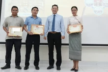Remise des satisfecit aux étudiants étrangers. Photo : thoidai