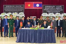 Cérémonie de rapatriement des restes de soldats vietnamiens tombés au Laos. Photo; VNA