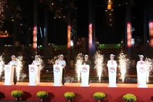 Lancement des activités de l’année du Serpent à Tân Cang - Cat Lai. Photo: VNA.