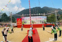 Gâu Tào est la fête printanière la plus importante pour les H'Mông vivant dans les provinces montagneuses du Nord du Vietnam. Photo : NDEL.