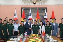 Le 11e Dialogue des politiques de défense Vietnam - République de Corée 2024, le 23 avril à Hanoï. Photo: VNA