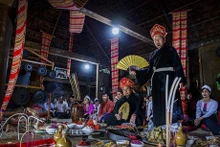 Pratique rituelle essentielle de la vie spirituelle des Mường, le rituel Mo Mường reflète leurs concepts relatifs aux êtres humains, à la nature et à l’univers. Photo : VNA.