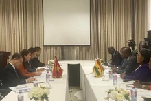 La vice-ministre vietnamienne des AE, Nguyen Minh Hang, en visite de travail au Ghana. Photo: ministère des Affaires étrangères