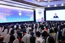 Lors du 17e Forum sur les scénarios économiques du Vietnam, le 7 janvier à Hanoï. Photo : VNA.