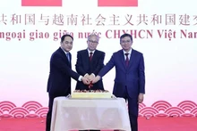 L'ambassade du Vietnam en Chine et l'Association du peuple chinois pour l'amitié avec les pays étrangers ont organisé, le 24 janvier à Pékin, une cérémonie marquant le 75e anniversaire des relations diplomatiques entre les deux pays. Photo: VNA 