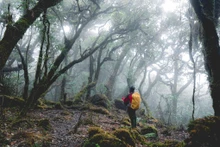 Sa Mu est accessible aux débutants en escalade et en trekking.
