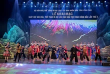 Cérémonie d'ouverture du 10e Festival de la culture, des sports et du tourisme pour les groupes ethniques de la région Nord-Est du Vietnam en 2018, dans la province de Vinh Phuc. Photo: toquoc.vn.