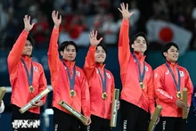L'équipe japonaise de gymnastique artistique aux JO 2024. Photo : VNA.
