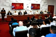 Lors du 6e colloque théorique entre le Parti communiste du Vietnam (PCV) et le Parti communiste de Cuba (PCC), le 13 mai à La Havane. Photo : Ambassade du Vietnam à Cuba.