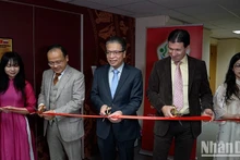 Cérémonie d'inauguration de la bibliothèque sur le Vietnam au sein de l’Institut d'études sur la Chine et l'Asie contemporaine à Moscou. Photo : NDEL.