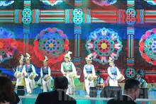 Un numéro artistique lors de la cérémonie d'ouverture du Festival culturel et touristique Hô Chi Minh-Ville - Gyeongsangbuk-do, le 27 novembre. Photo: hcmcpv.org.vn.