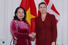 La Vice-Présidente vietnamienne, Vo Thi Anh Xuân (à gauche) et la Première ministre danoise, Mette Frederiksen. Photo : VNA.