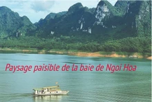 Située au cœur de la zone touristique du lac de Hoà Binh, Ngoi Hoa est surnommée “la baie d'Ha Long terrestre” ou “le joyau caché dans les montagnes”.