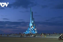 Les tours Nghinh Phong sont l'un des symboles du tourisme de la ville de Tuy Hoa. Photo : VOV.
