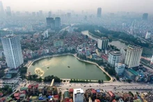 Le lac Ngoc Khanh, dans le quartier de Ngoc Khanh, arrondissement de Ba Dinh, à Hanoï.
