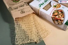 Ces dernières années, grâce à la puissance des plateformes de commerce électronique, la marque de « phở sẳn » Caromi a conquis le marché national et est devenue le produit préféré de nombreux Vietnamiens. Photo: congthuong.vn