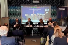 Dialogue d'affaires Asie-Vietnam, axé sur les opportunités de coopération économique, culturelle et d'innovation entre la Ligurie et le Vietnam. Photo : VNA. 