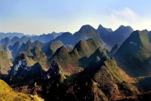 Le plateau karstique de Dông Van. Photo : Vinh Phong.