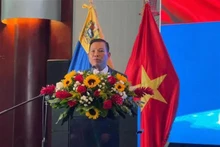 L'ambassadeur du Vietnam au Venezuela, Vu Trung My, s'exprime à la cérémonie. Photo : ambassade du Vietnam au Venezuela.