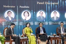 La gouverneure de la Banque d'État du Vietnam (BEV), Nguyên Thi Hông, lors du séminaire. Photo : VNA.