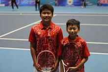 Lê Tiên Anh (à gauche) et Vu Tuân Phong. Photo : VNA.