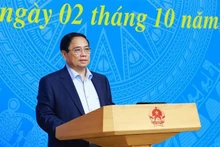 Le Premier ministre préside une réunion sur la mise en œuvre des engagements pris par le Vietnam lors de la COP26. Photo : VNA.
