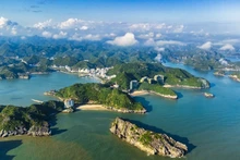 La baie d'Ha Long - archipel de Cat Ba a été reconnue patrimoine naturel mondial le 16 septembre 2023 par l’UNESCO. Photo : baodautu. 