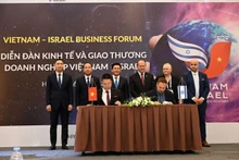 érémonie de signature d'un protocole d'accord entre des entreprises vietnamiennes et israéliennes en 2023. Photo : baochinhphu.vn