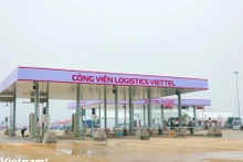 À l'entrée du parc logistique de Viettel Lang Son. Photo : VNA.